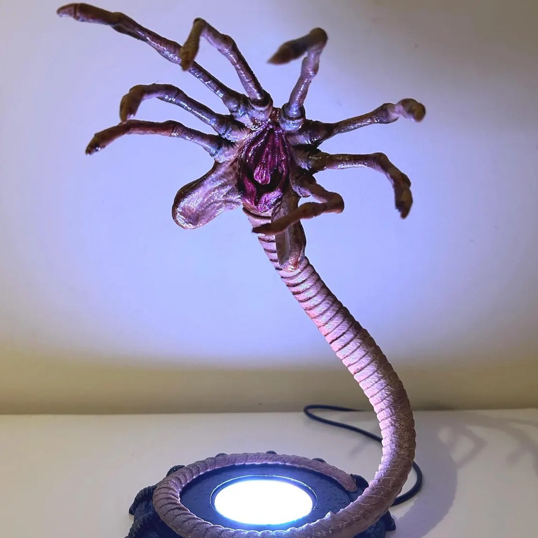 Alien Facehugger Lamp Nightlig - Lighting Decoration Ideas incelemesi ve fiyatı