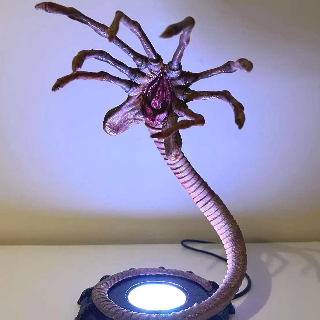 Alien Facehugger Lamp Nightlig - Lighting Decoration Ideas incelemesi ve fiyatı