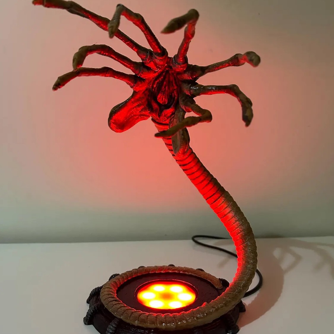 Alien Facehugger Lamp Nightlig - Lighting Decoration Ideas incelemesi ve fiyatı
